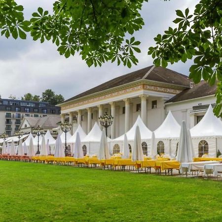 Luxus Apartment Am Fremersberg - Zentral - Mit Sauna & Badewanne Baden-Baden Buitenkant foto